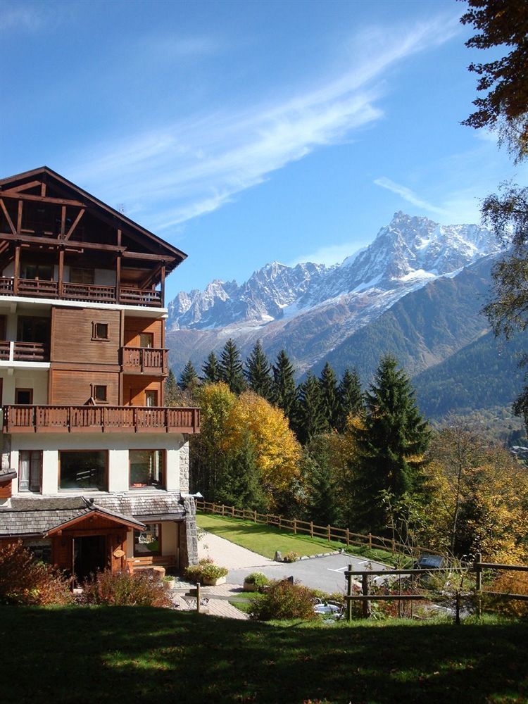 Les Campanules Hotel Les Houches Buitenkant foto